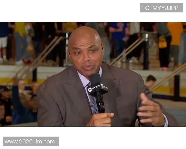 巴克利力挺字母哥反对离队言论称雄鹿已尽全力争冠